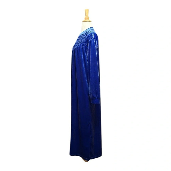 The Vermont Country Store Blue Velour Robe Long Length Crushed Velvet, Small - Picture 7 of 14